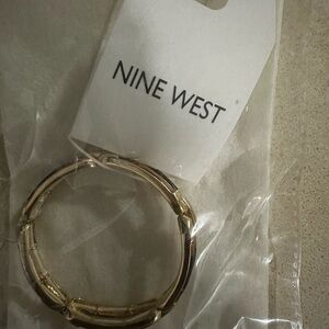 Nine West beautiful bracelet